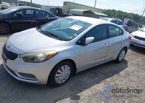 2015 Kia Forte Lx z USA, uszkodzony, nr VIN KNAFK4A62F5292368